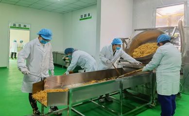 鳳還巢辦工廠！長順這位婦女創(chuàng)業(yè)帶動留守女同胞家門口賺錢